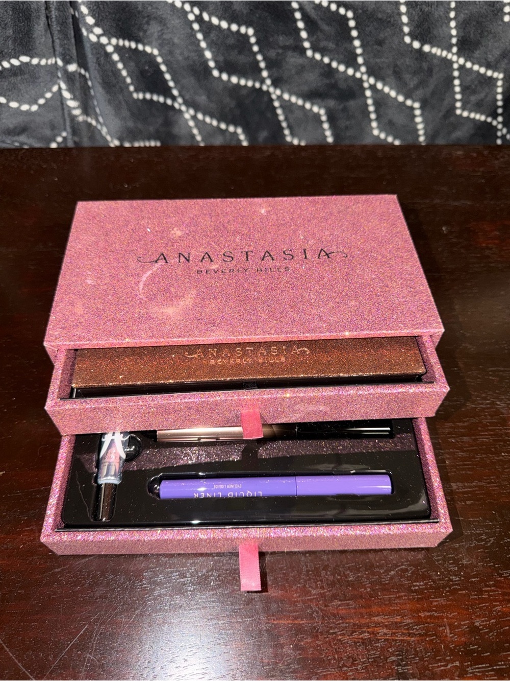 Anastasia Beverly Hills - Sultry Eyeshadow Palette Vault NWOT Collectible